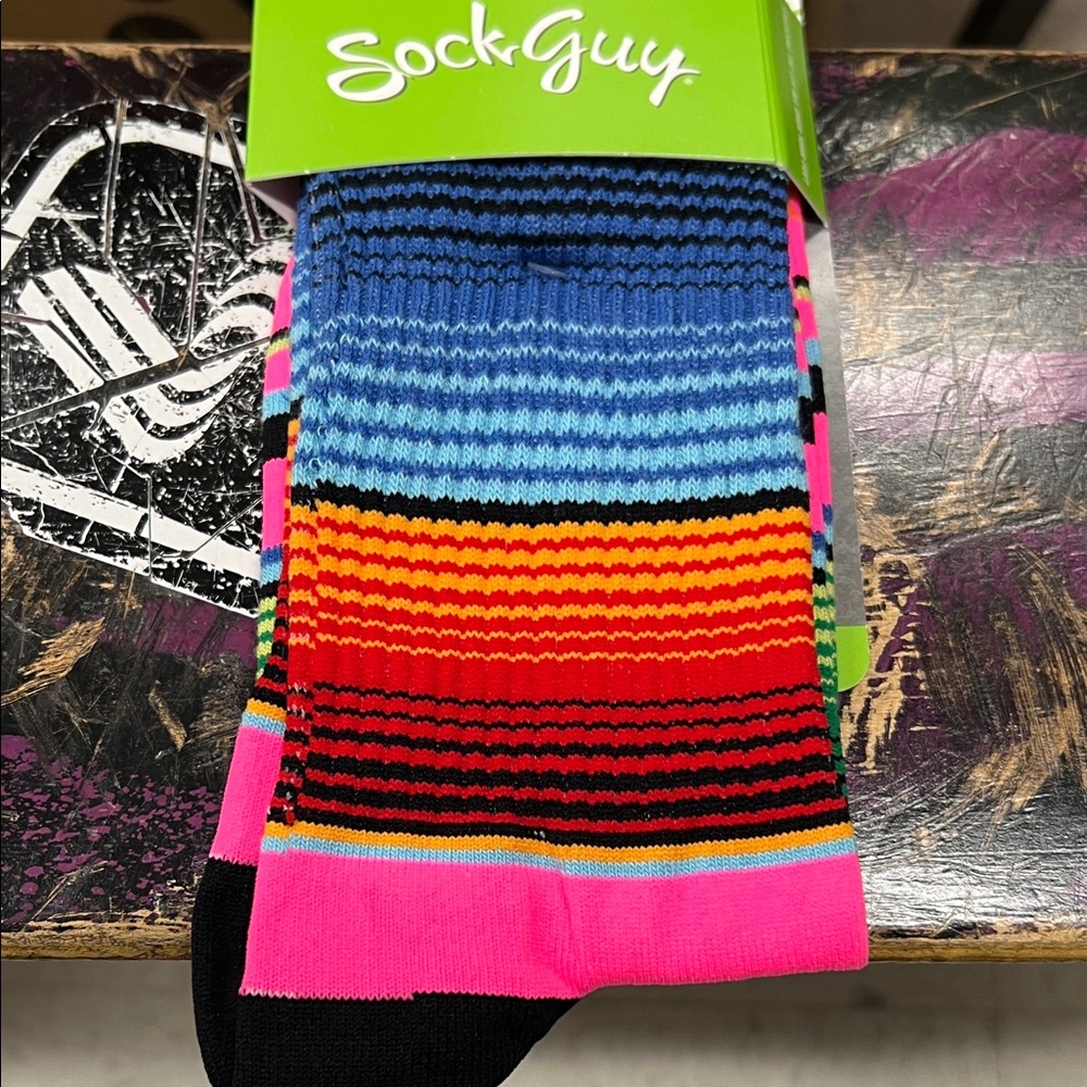 Performance Crew Socks - Multi-Color 4 Pack - Picture 4 of 7
